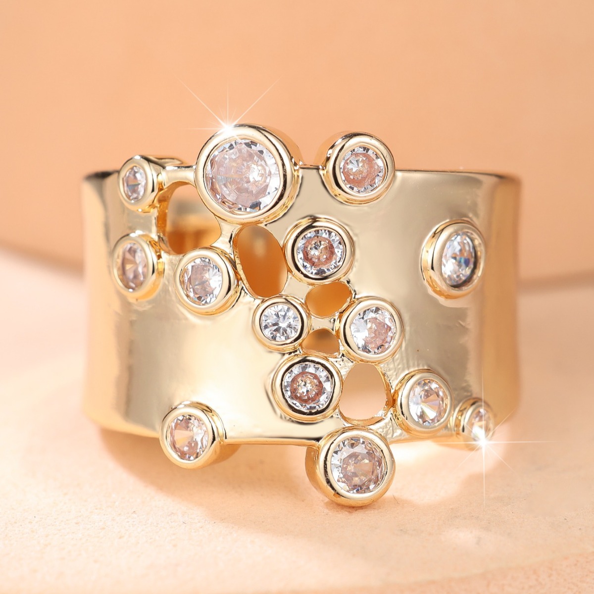 Women's Unique Openwork Bubble Ring, Geometric Statement